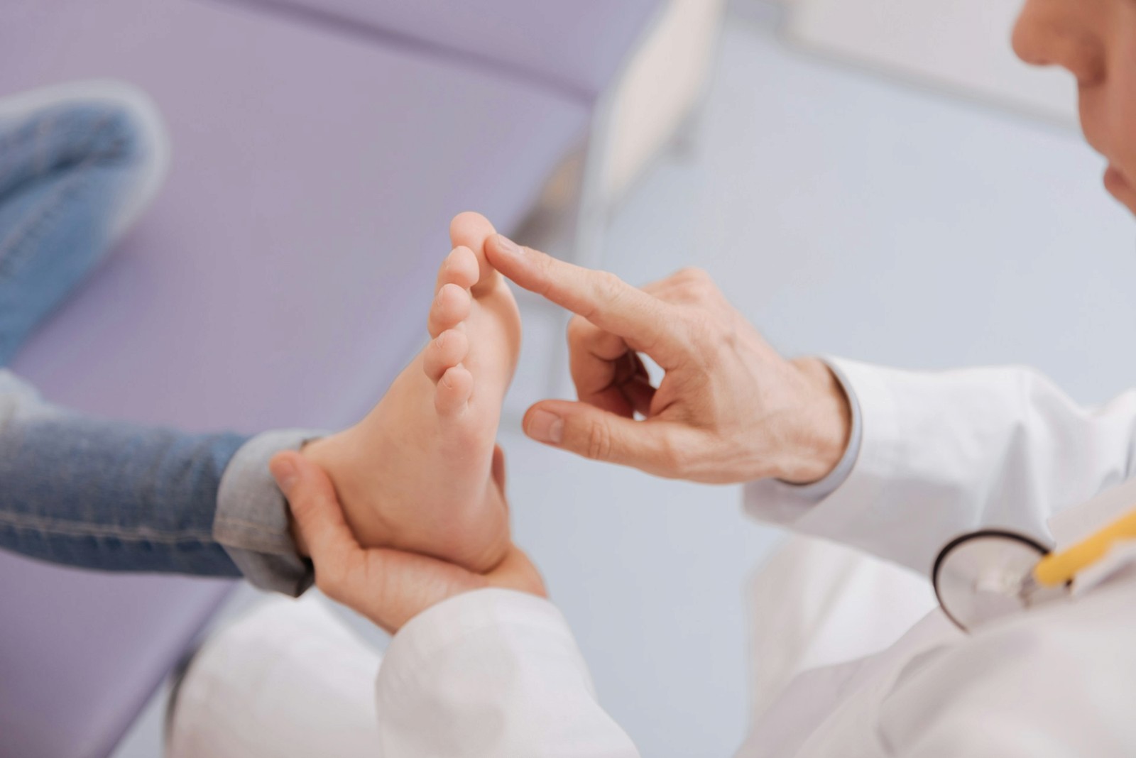 Preventing Amputation with Diabetic Wound Therapy in Fort Worth